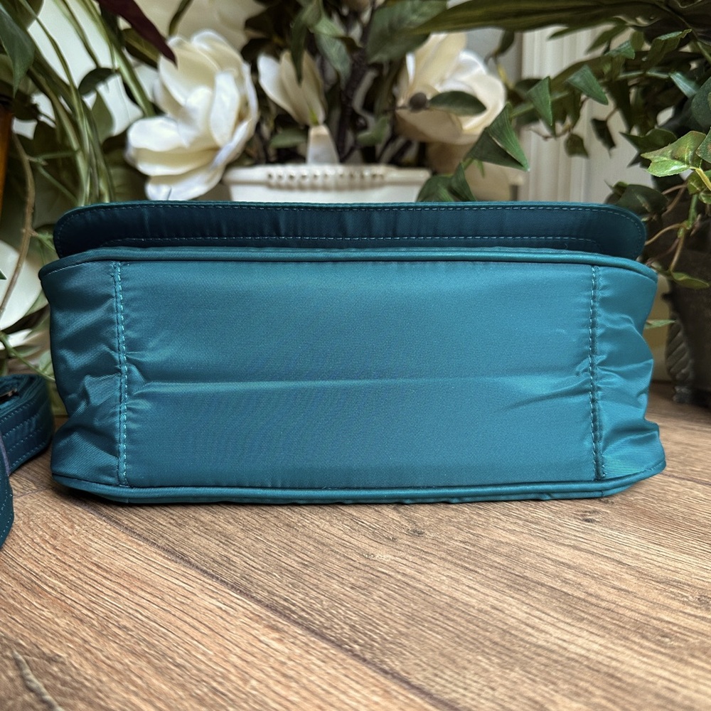 Lug Emerald Teal Allegro Shoulder Crossbody Bag - NWOT - Picture 6 of 10
